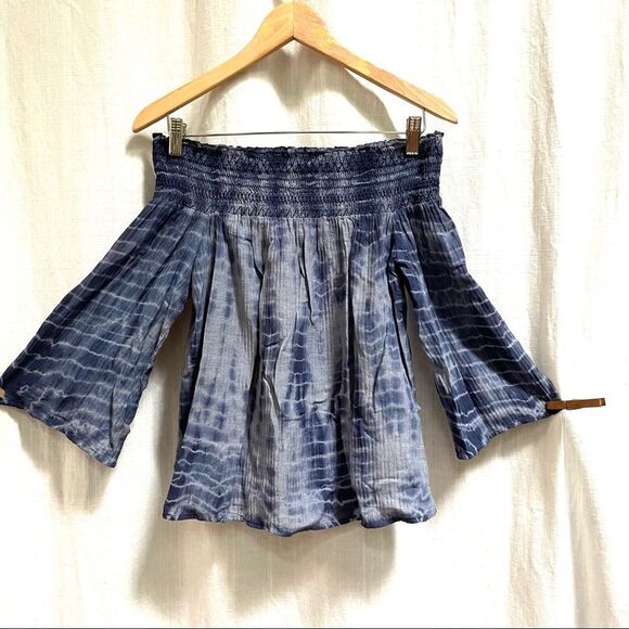 LOVESTITCH Tie Dye Off Shoulder Smocked Neck Top 3/4 Sleeve - Picture 1 of 12